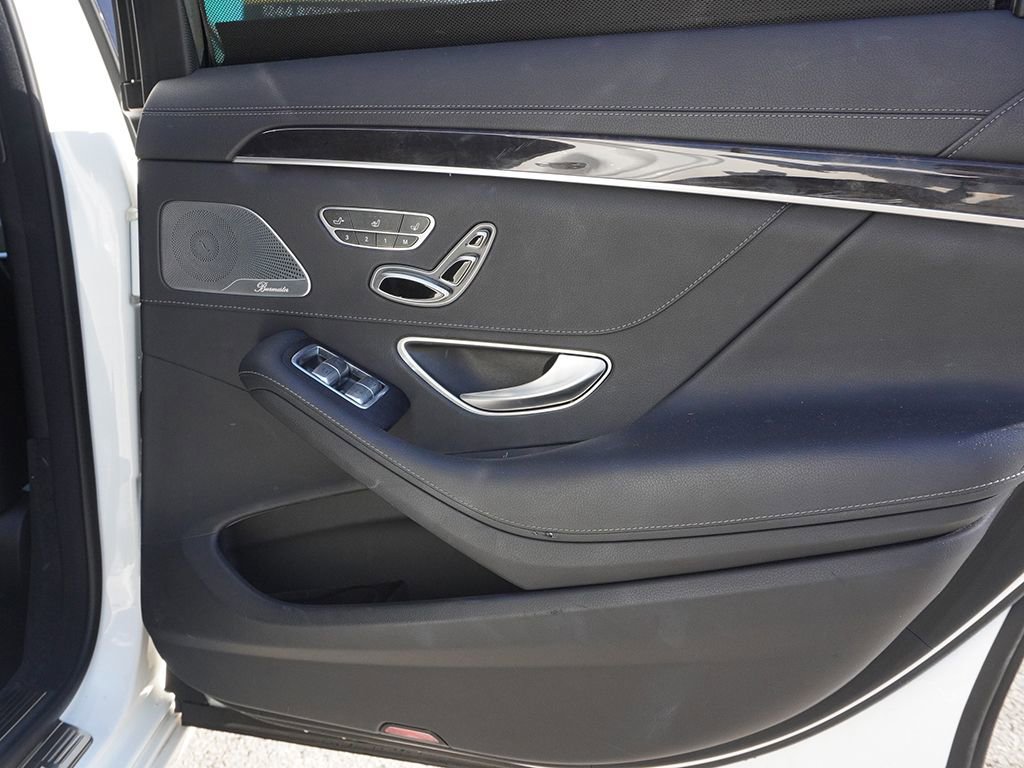 Used 2017 Mercedes-Benz S 550 4MATIC Sedan image 28