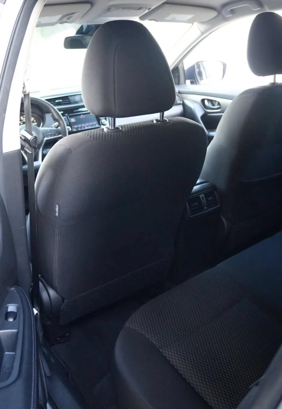 Used 2020 Nissan Rogue Sport S FWD image 14