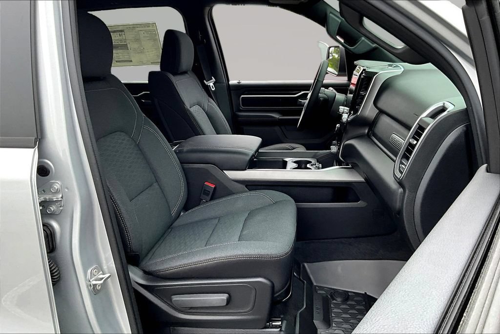 New 2026 RAM 1500 Big Horn w/ Night Edition AWD/4WD image 10