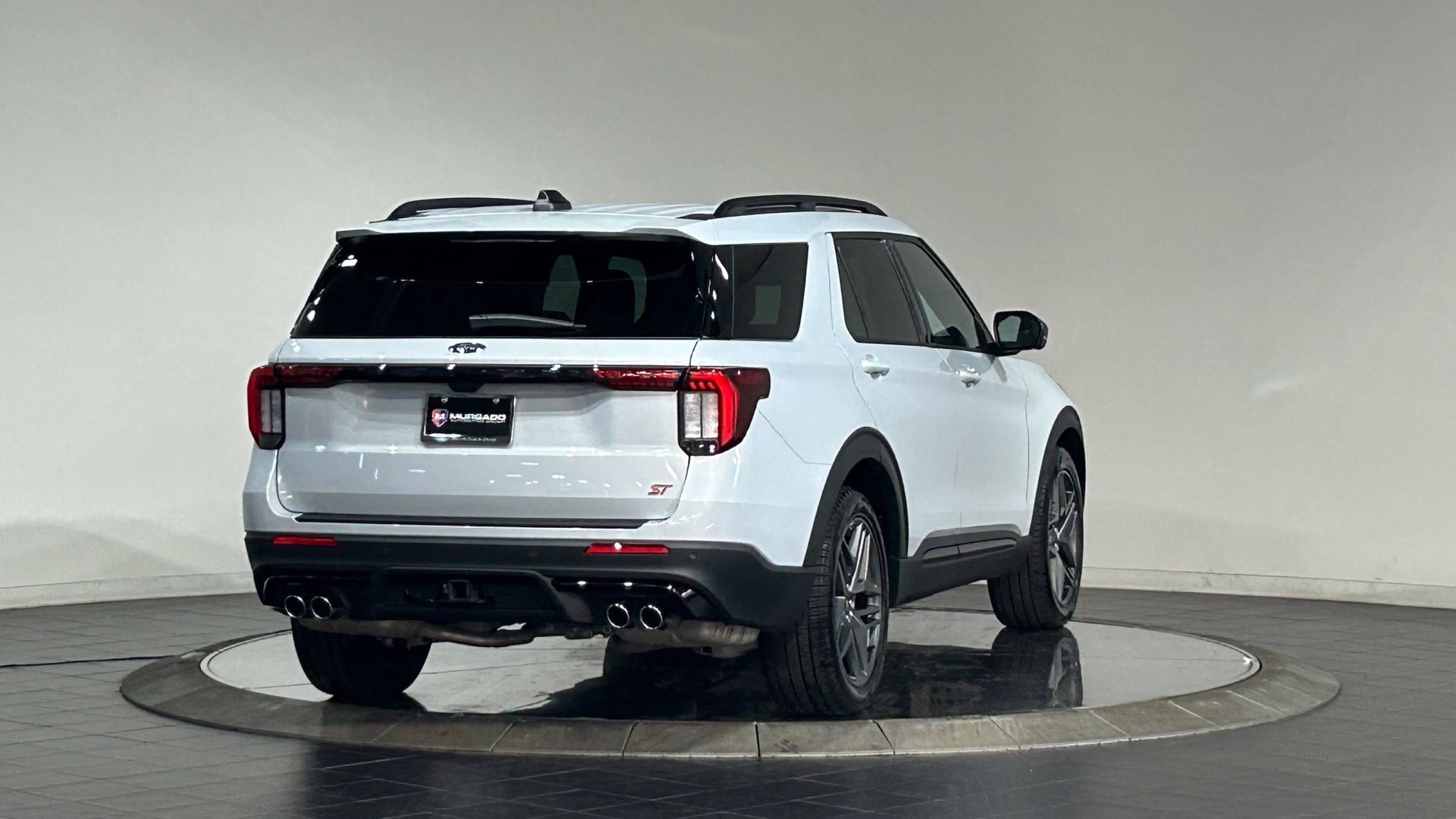 Used 2026 Ford Explorer ST w/ Sun And Sound Package AWD/4WD image 10