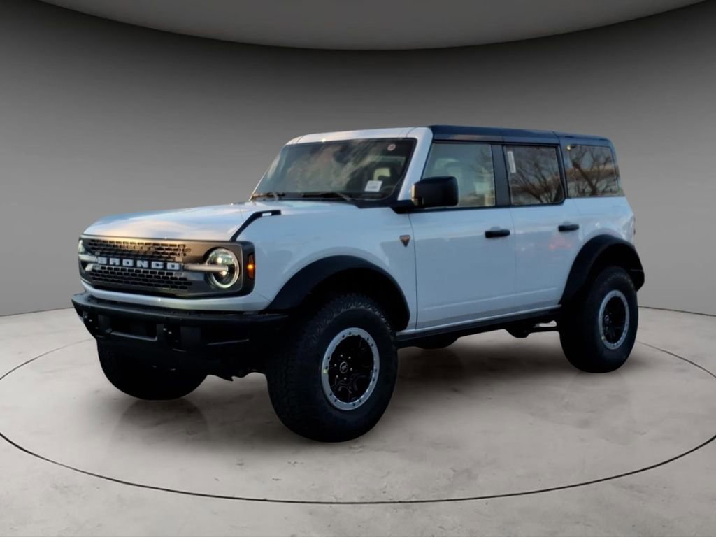 New 2025 Ford Bronco Badlands w/ Sasquatch Package