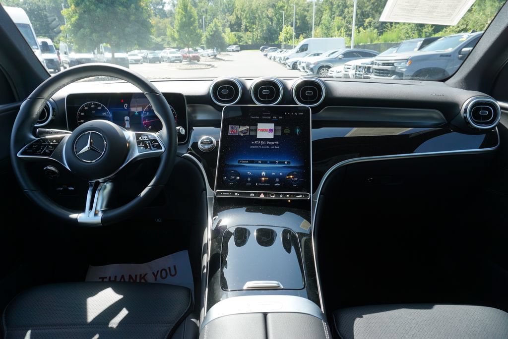 Certified 2025 Mercedes-Benz GLC 300 image 25