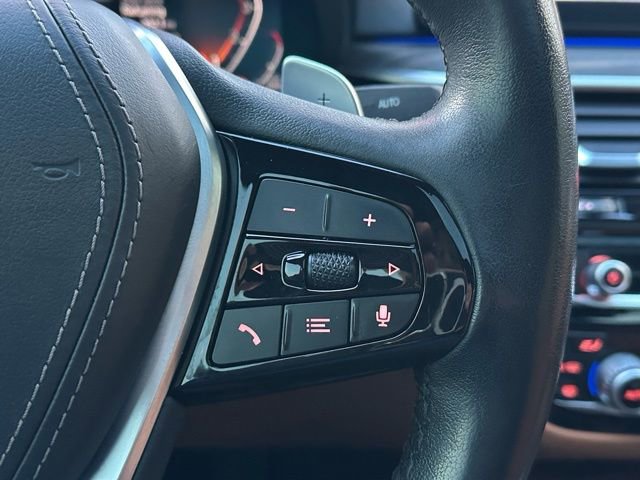 Used 2022 BMW 530i xDrive w/ Convenience Package image 18