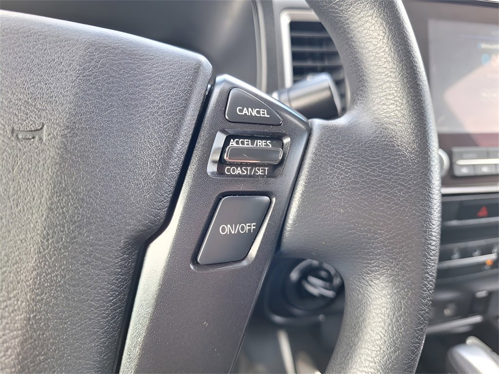 Used 2022 Nissan Frontier SV image 19