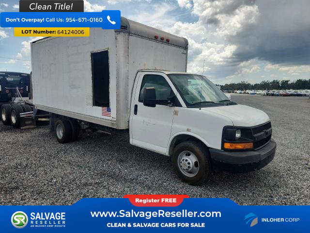 Used 2015 Chevrolet Express 3500 Extended RWD image 5