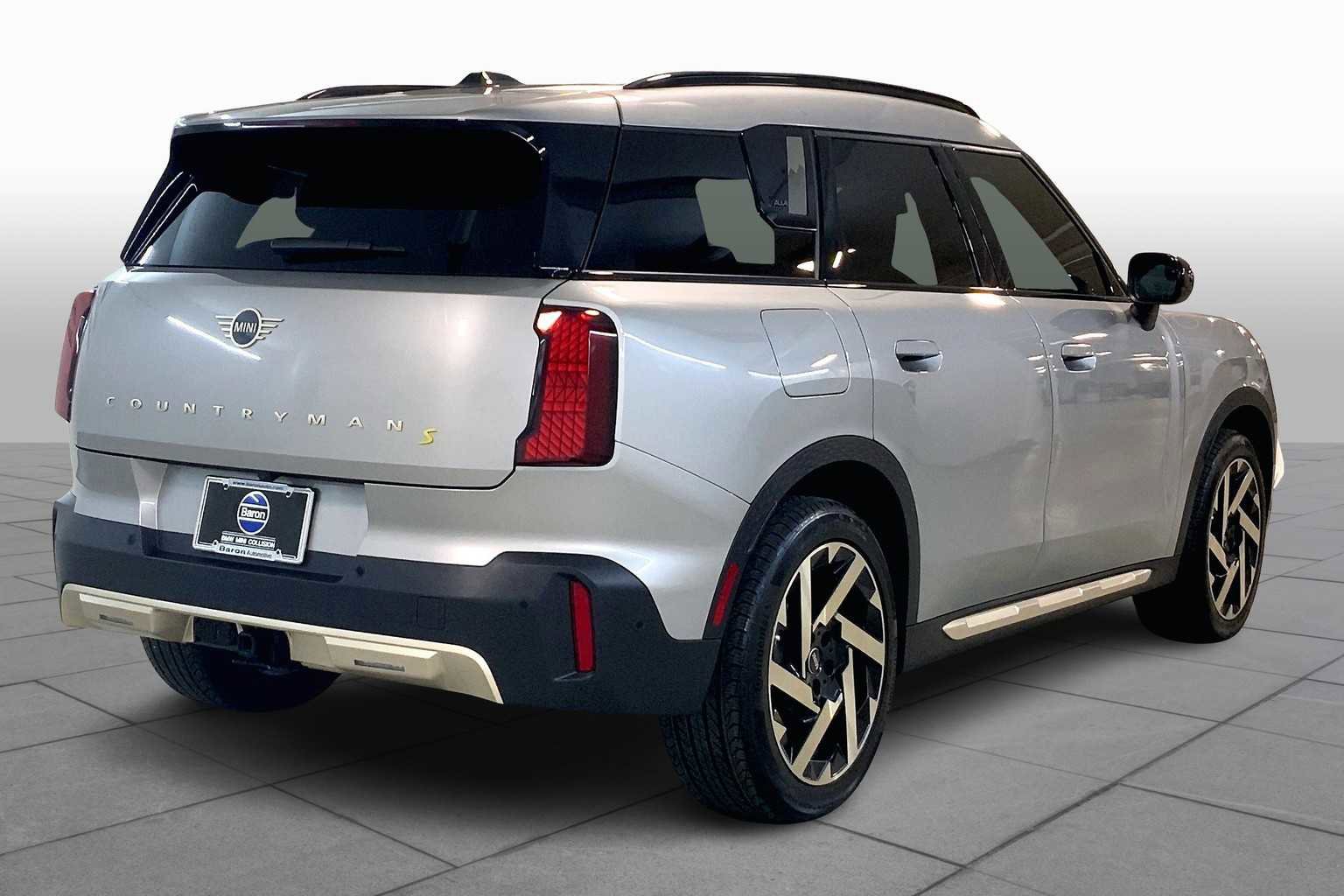 Used 2025 MINI Cooper Countryman SE image 12