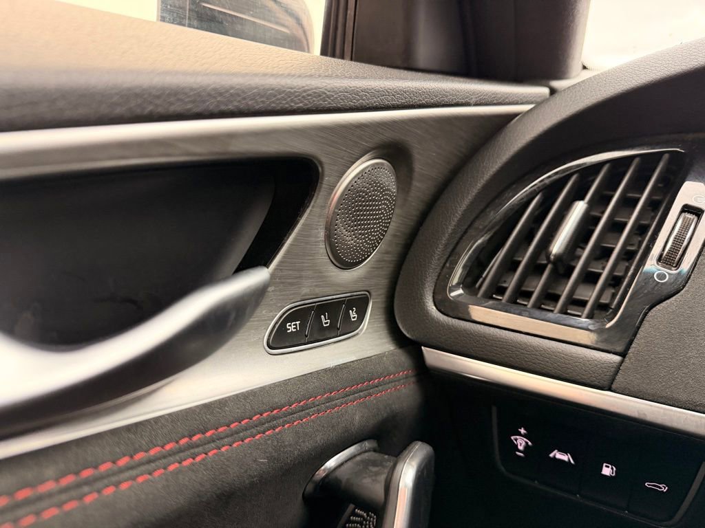 Used 2023 Kia Stinger GT2 image 29