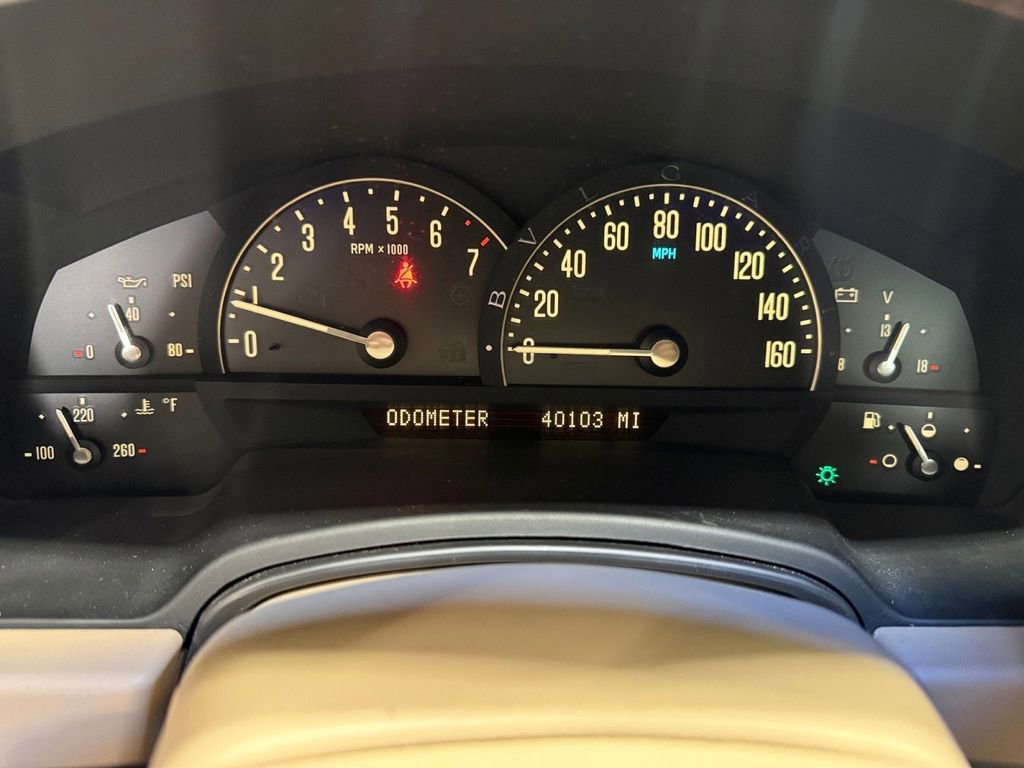 Used 2008 Cadillac XLR image 24