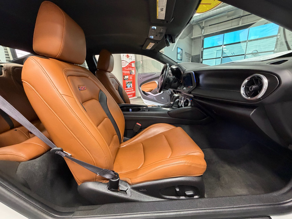 Used 2017 Chevrolet Camaro SS RWD image 45