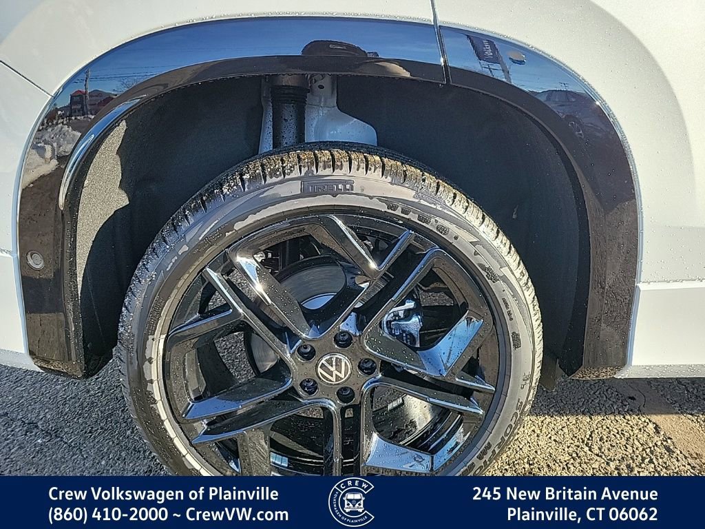 New 2026 Volkswagen Tiguan SE R-Line image 12