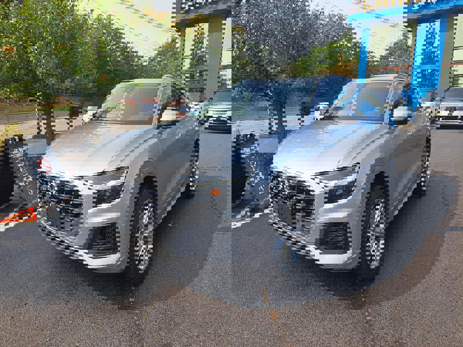 Used 2019 Audi Q8 Premium Plus image 3