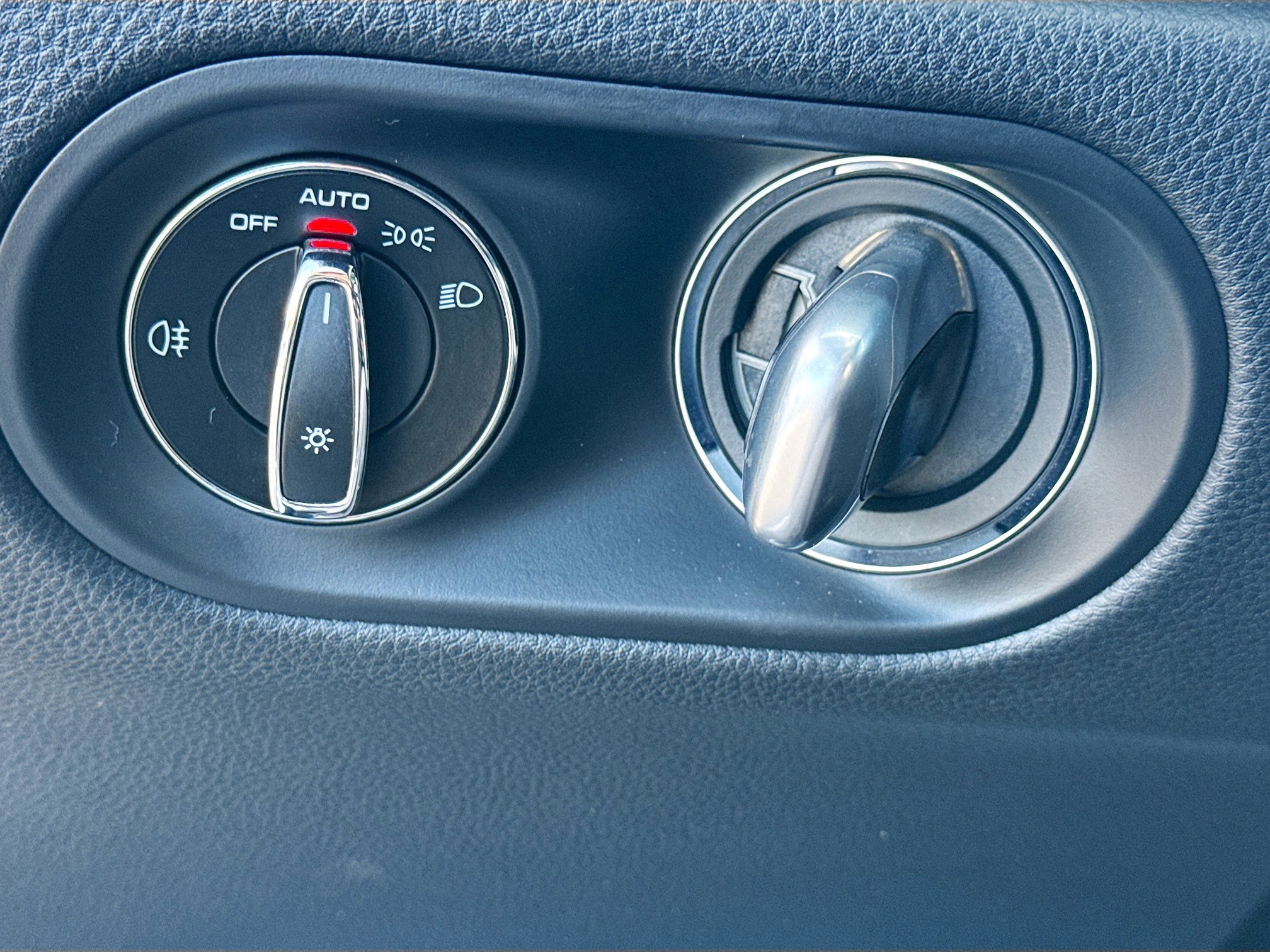 Used 2022 Porsche Macan S image 34