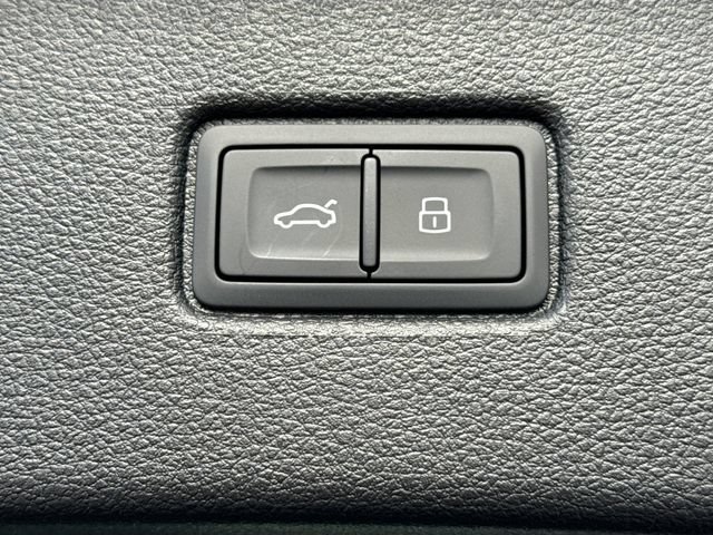 New 2026 Audi Q7 2.0T Premium AWD/4WD image 13