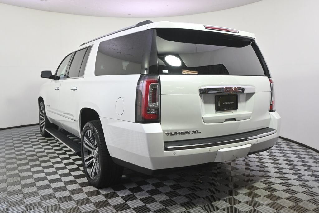 Used 2019 GMC Yukon XL Denali w/ Denali Ultimate Package AWD/4WD image 4