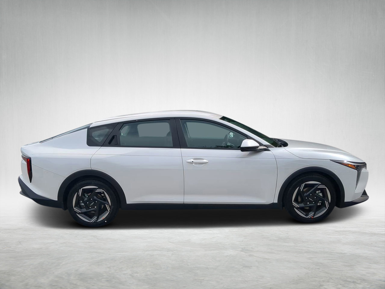 New 2025 Kia K4 EX image 2