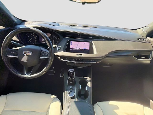 Used 2023 Cadillac XT4 Sport image 16