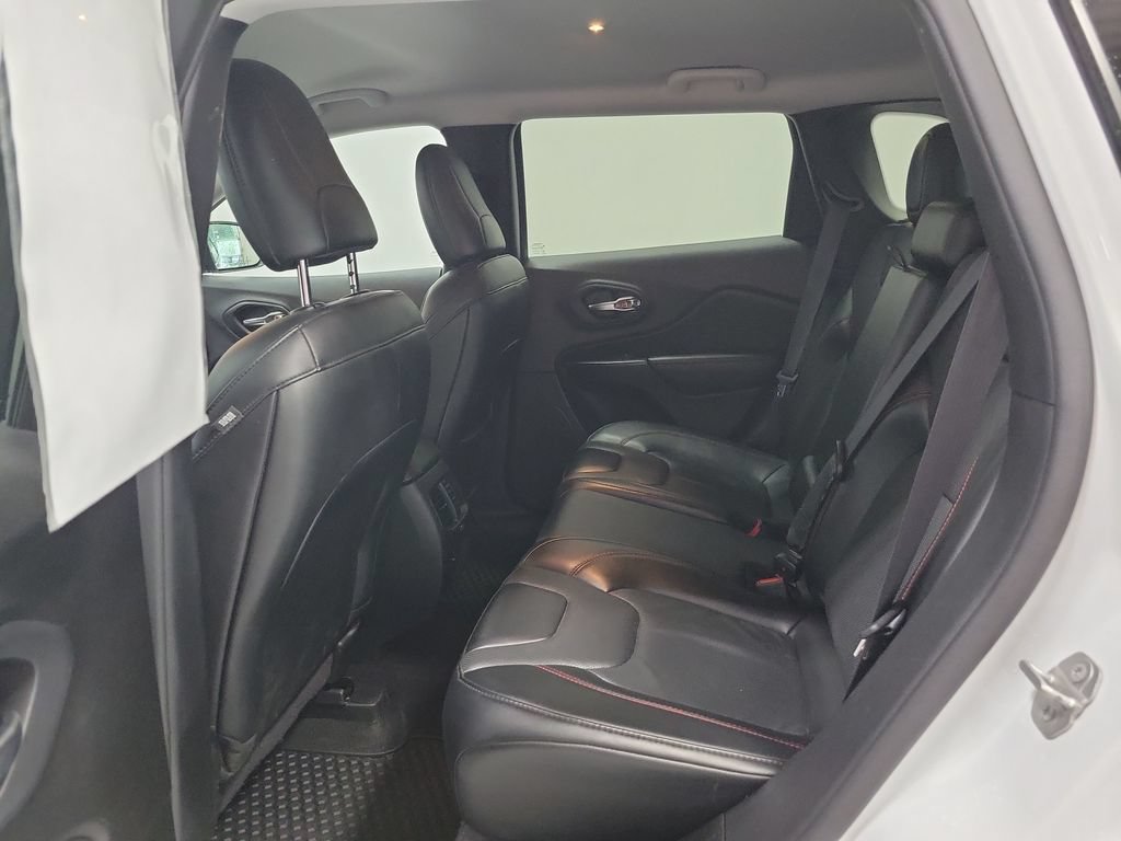 Used 2022 Jeep Cherokee Trailhawk w/ Premium Leather Package AWD/4WD image 29