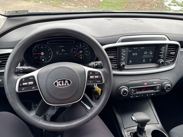 Used 2019 Kia Sorento LX image 10