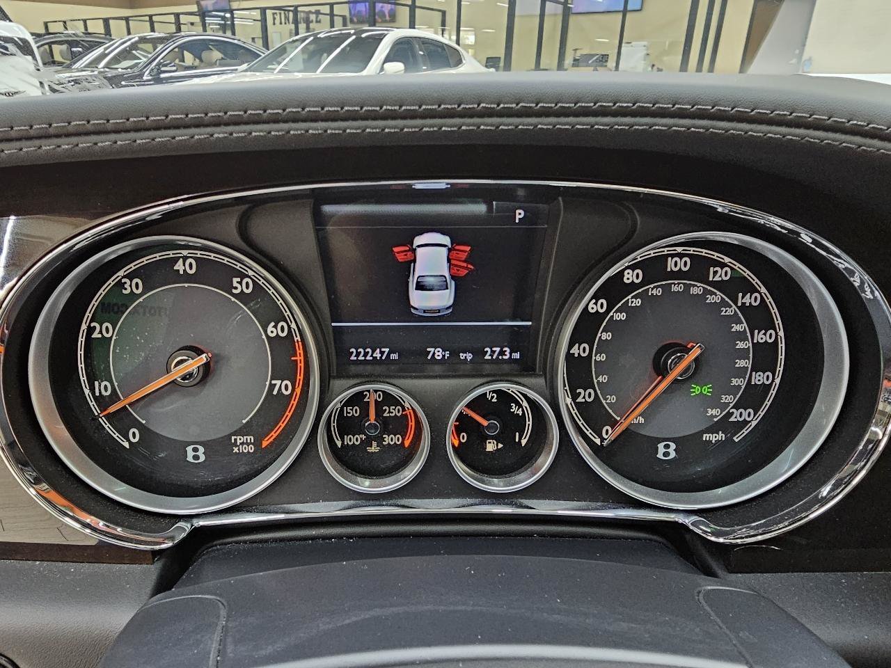 Used 2014 Bentley Flying Spur W12 AWD/4WD image 33