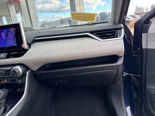 Used 2024 Toyota RAV4 XLE image 36