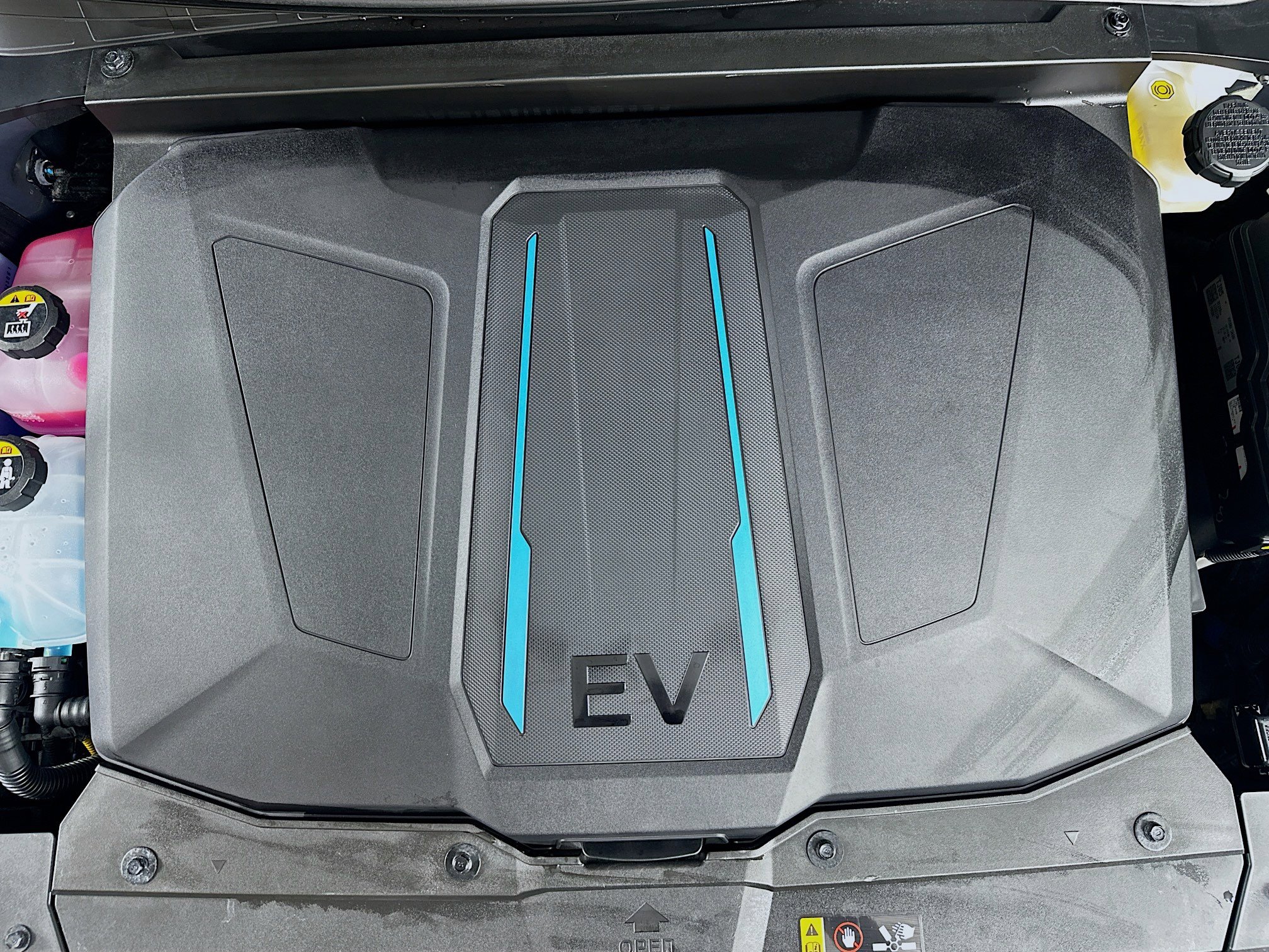 Used 2023 Hyundai Ioniq 5 SE w/ Cargo Package image 32