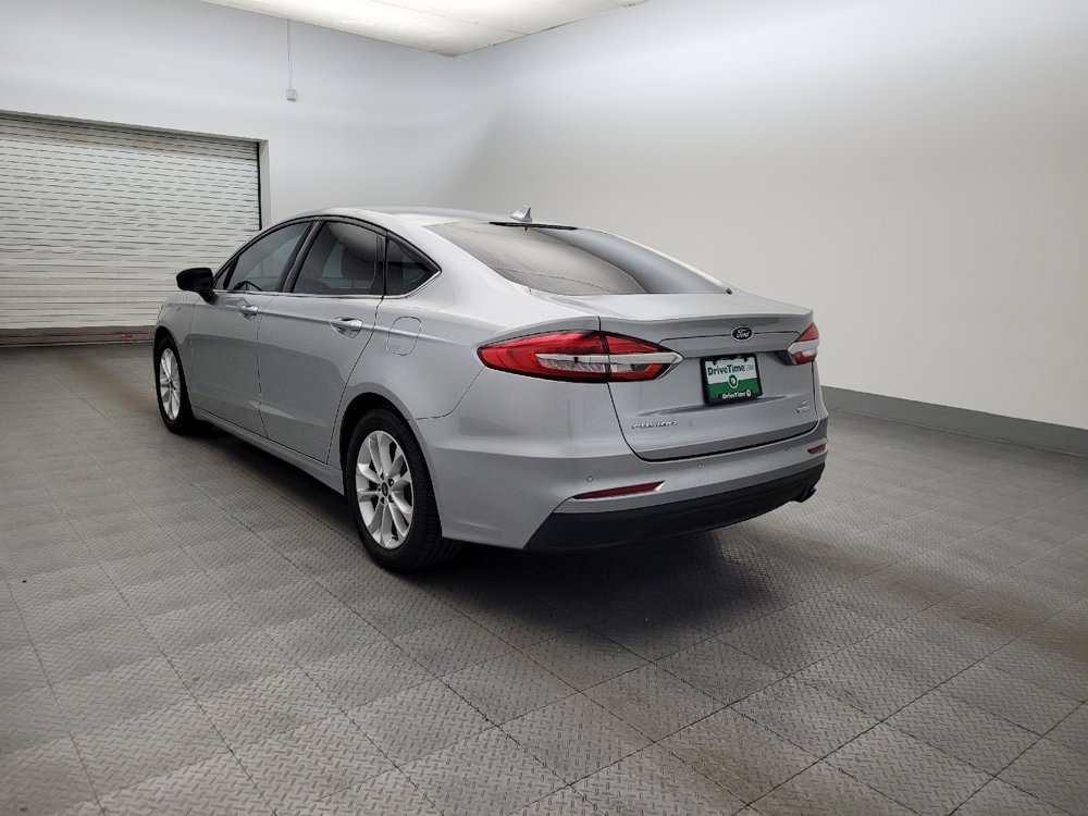 Used 2020 Ford Fusion SE image 5