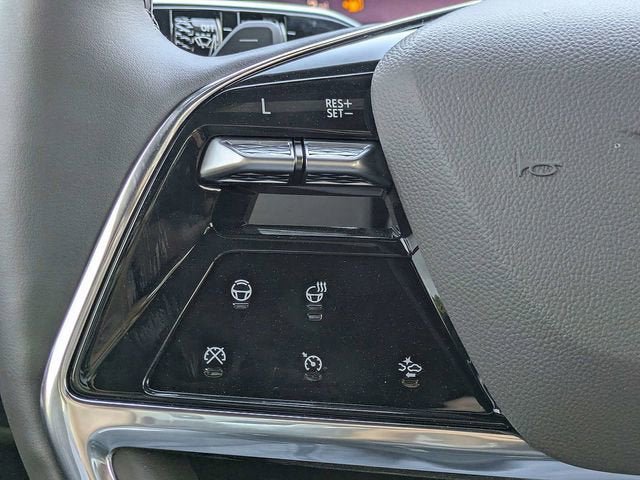 New 2026 Cadillac Escalade Luxury w/ Touring Package image 28