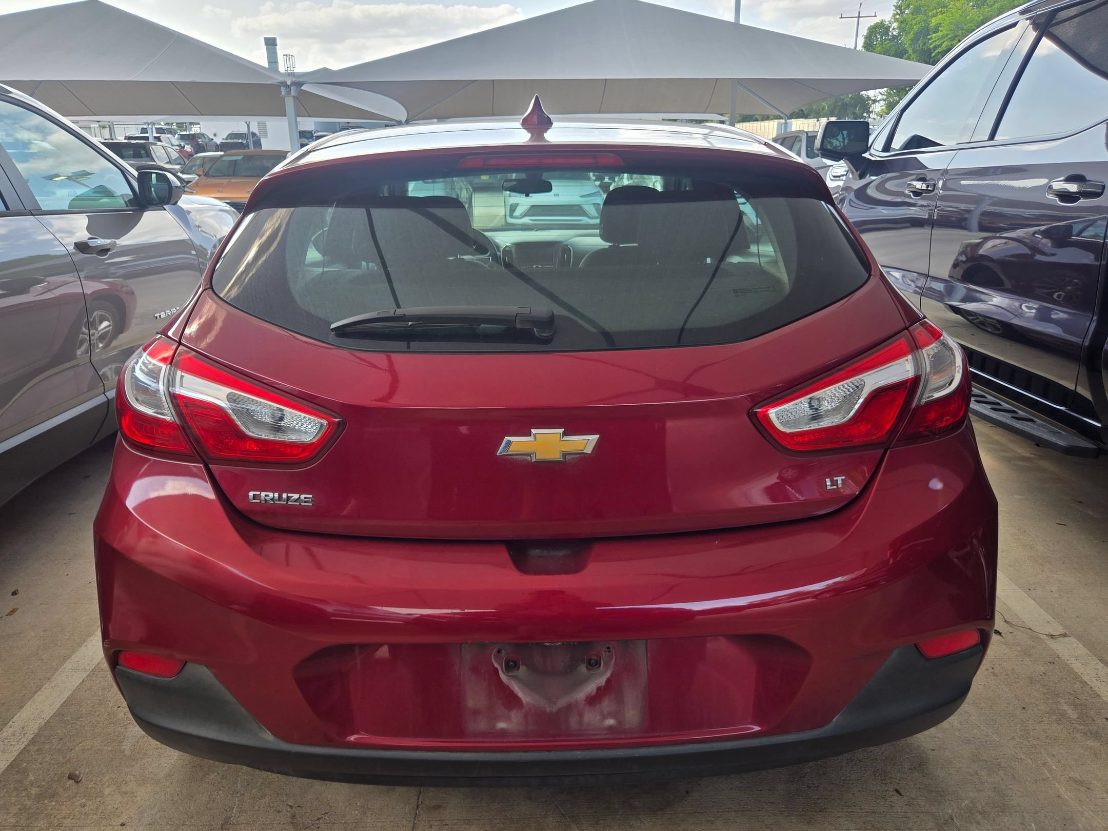 Certified 2017 Chevrolet Cruze LT w/ Convenience Package FWD image 6