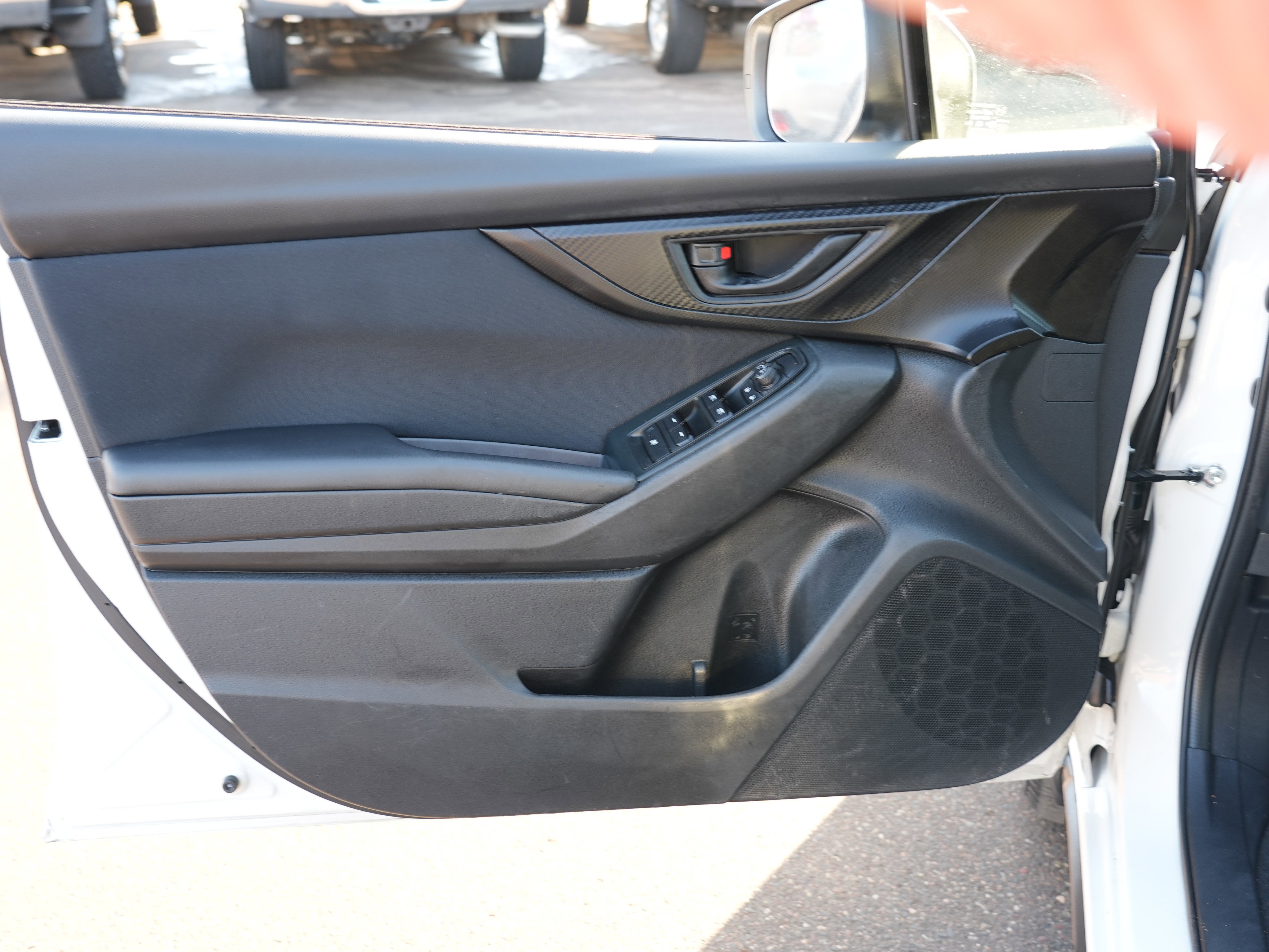 Used 2018 Subaru Crosstrek 2.0i AWD/4WD image 15