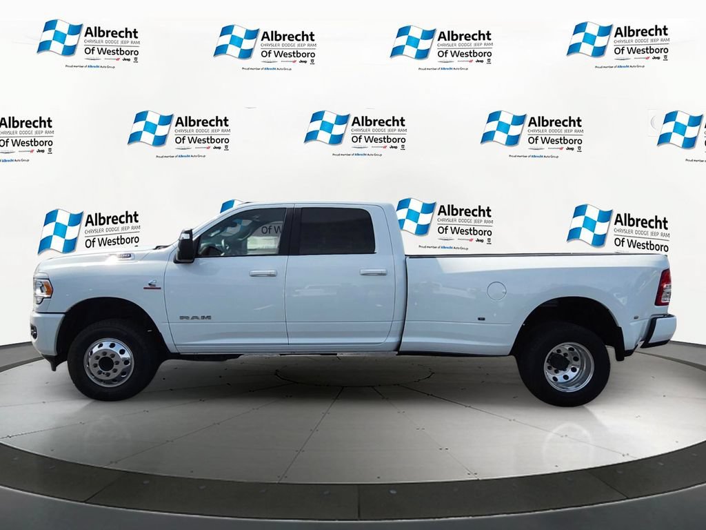 Used 2023 RAM 3500 Big Horn w/ Level 1 Equipment Group AWD/4WD image 2