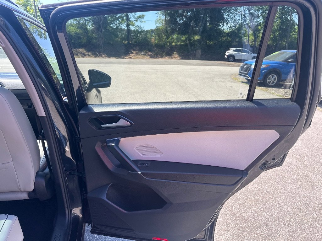 Used 2018 Volkswagen Tiguan SEL Premium AWD/4WD image 20