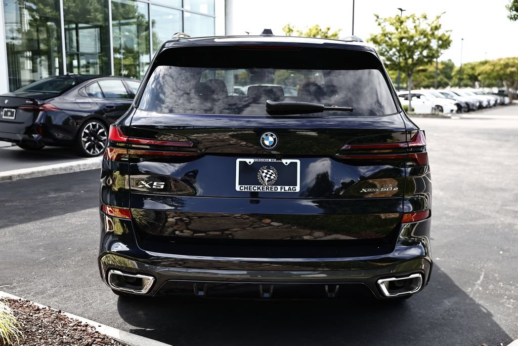 New 2026 BMW X5 xDrive50e w/ M Sport Package AWD/4WD image 10