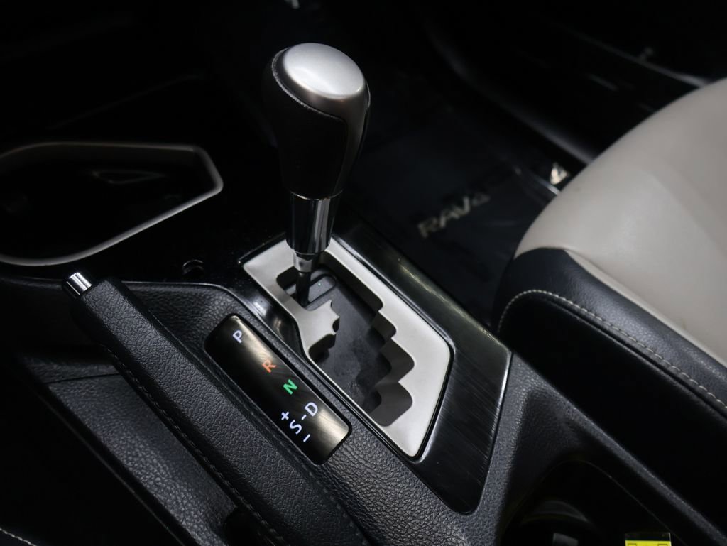 Used 2017 Toyota RAV4 Limited image 24