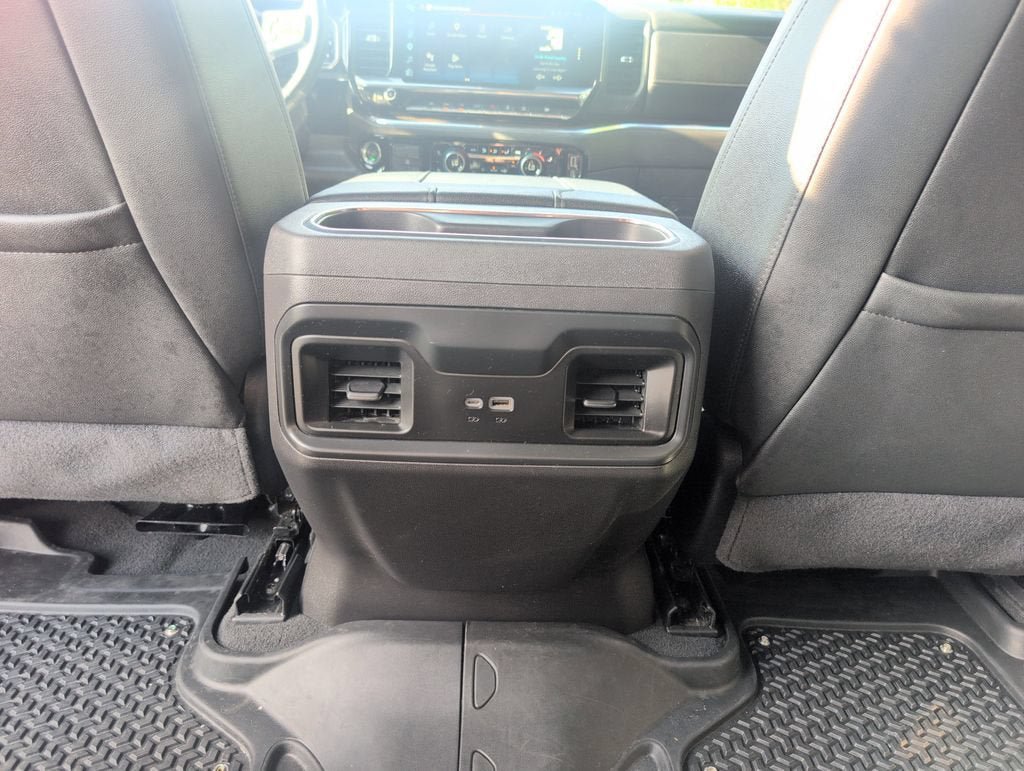 Used 2025 Chevrolet Silverado 1500 LT Trail Boss w/ LT Trail Boss Premium Package AWD/4WD image 36