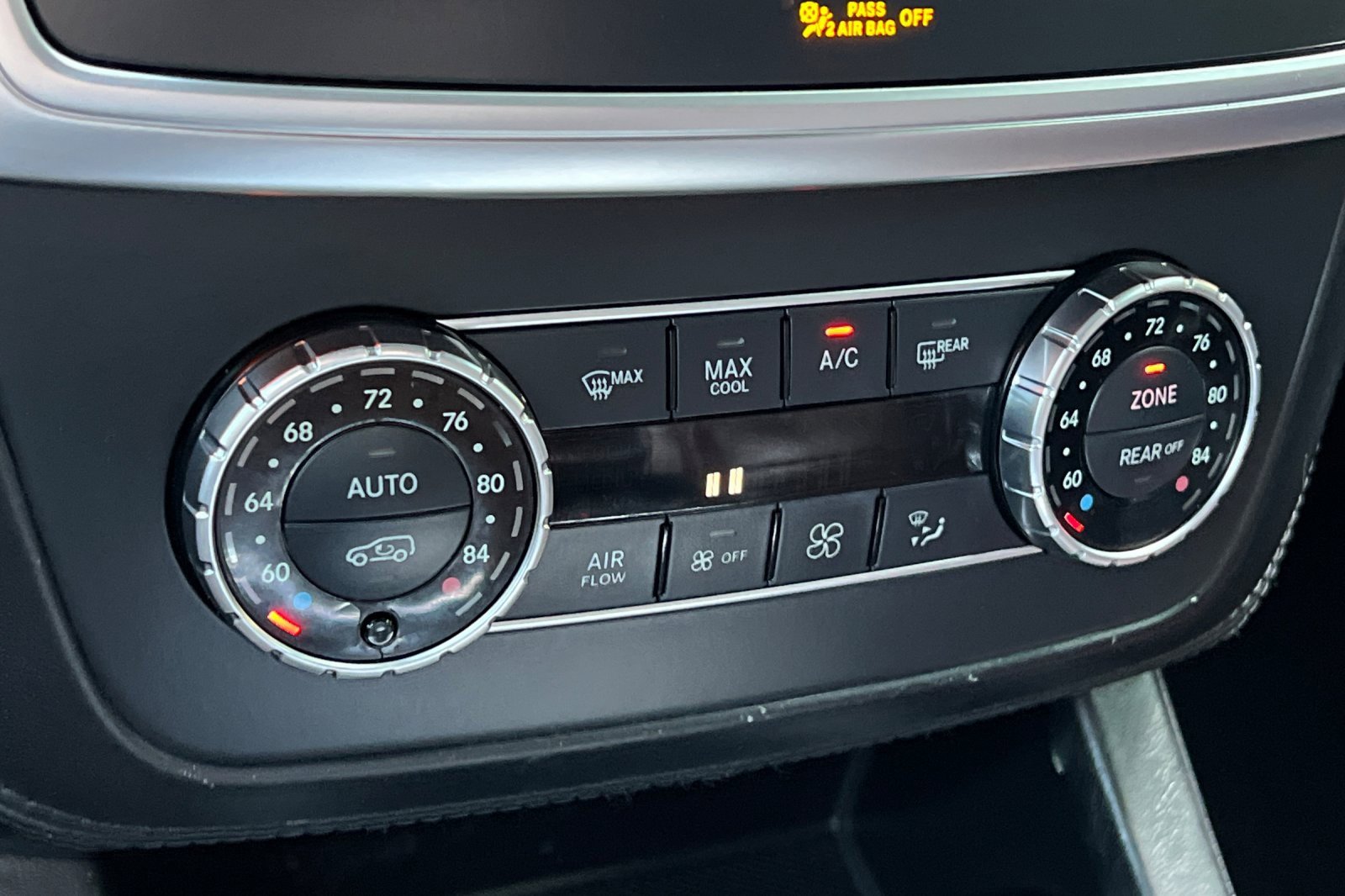 Used 2016 Mercedes-Benz GL 63 AMG 4MATIC image 21