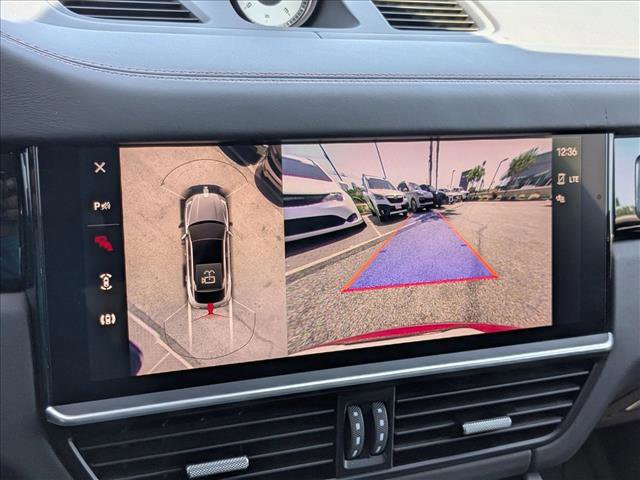 Used 2022 Porsche Cayenne Turbo image 14