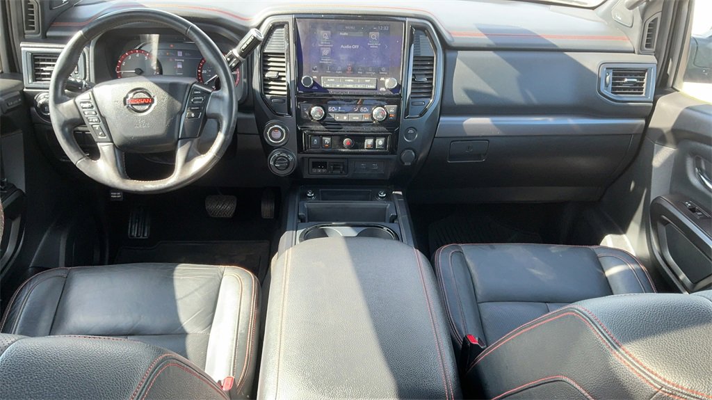 Used 2020 Nissan Titan PRO-4X w/ Pro-4x Convenience Package image 14