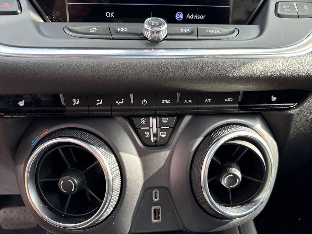 Used 2022 Chevrolet Blazer LT image 31