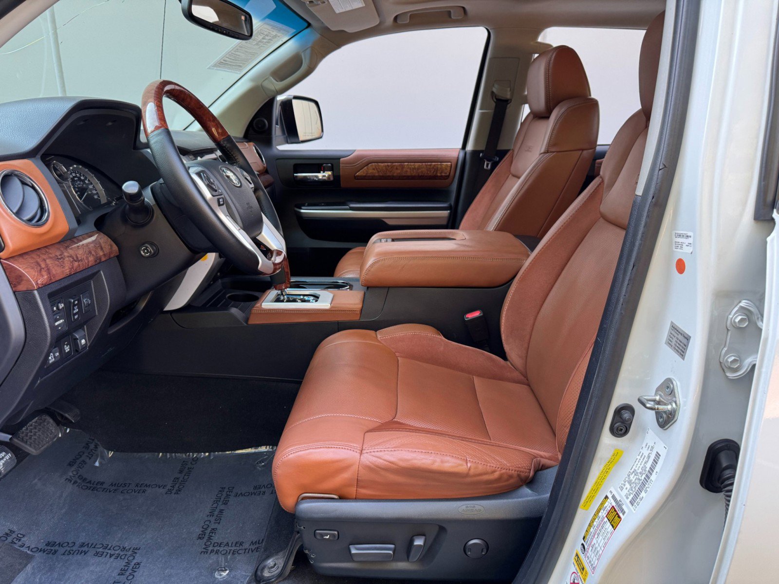 Used 2015 Toyota Tundra 1794 Edition image 14