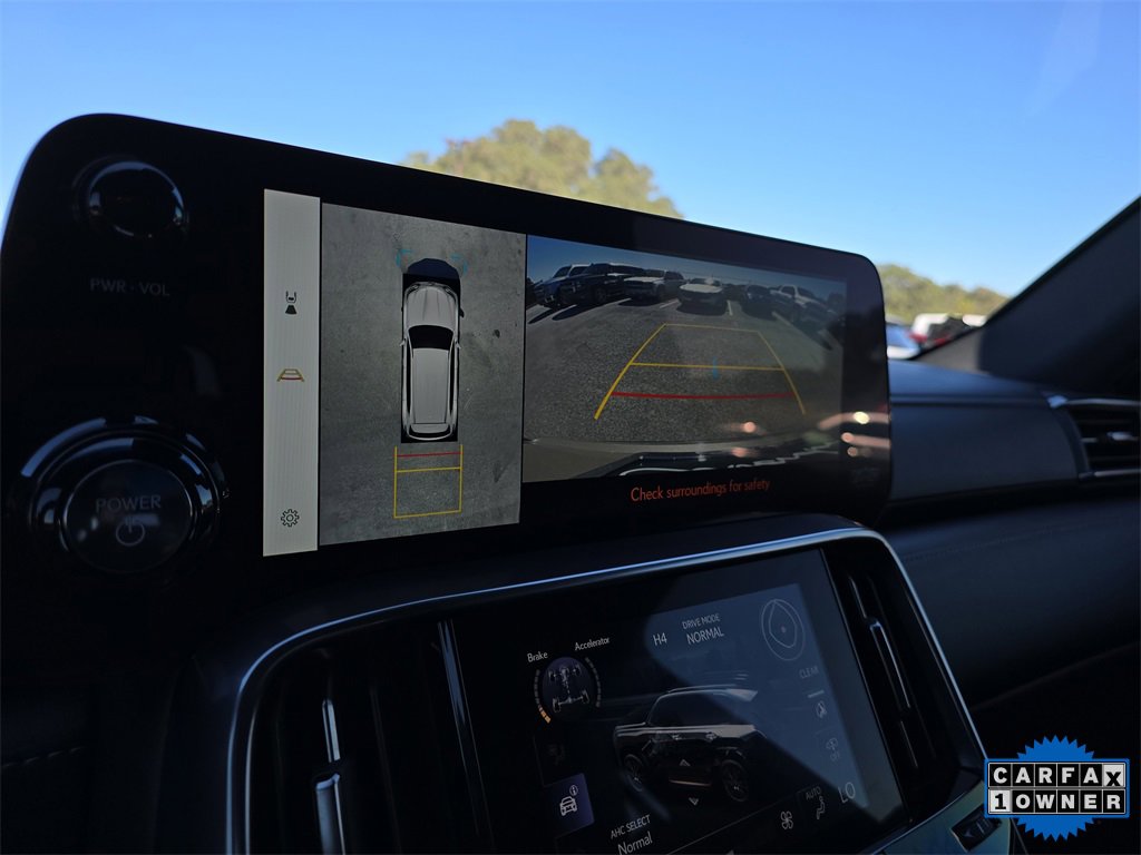 Used 2025 Lexus LX 700h Overtrail image 23