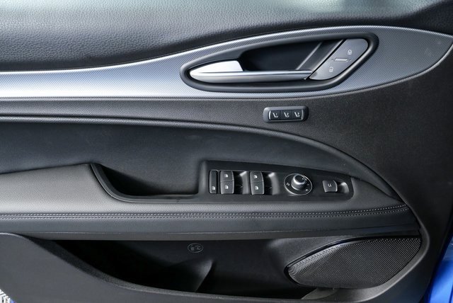 New 2025 Alfa Romeo Stelvio Sprint w/ Convenience Package image 7