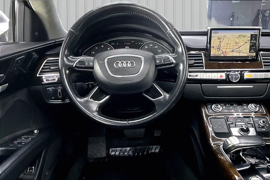 Used 2016 Audi A8 L 4.0T image 8