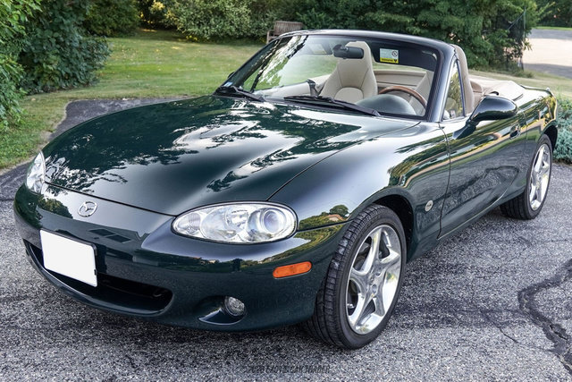 Used 2001 MAZDA MX-5 Miata RWD image 14