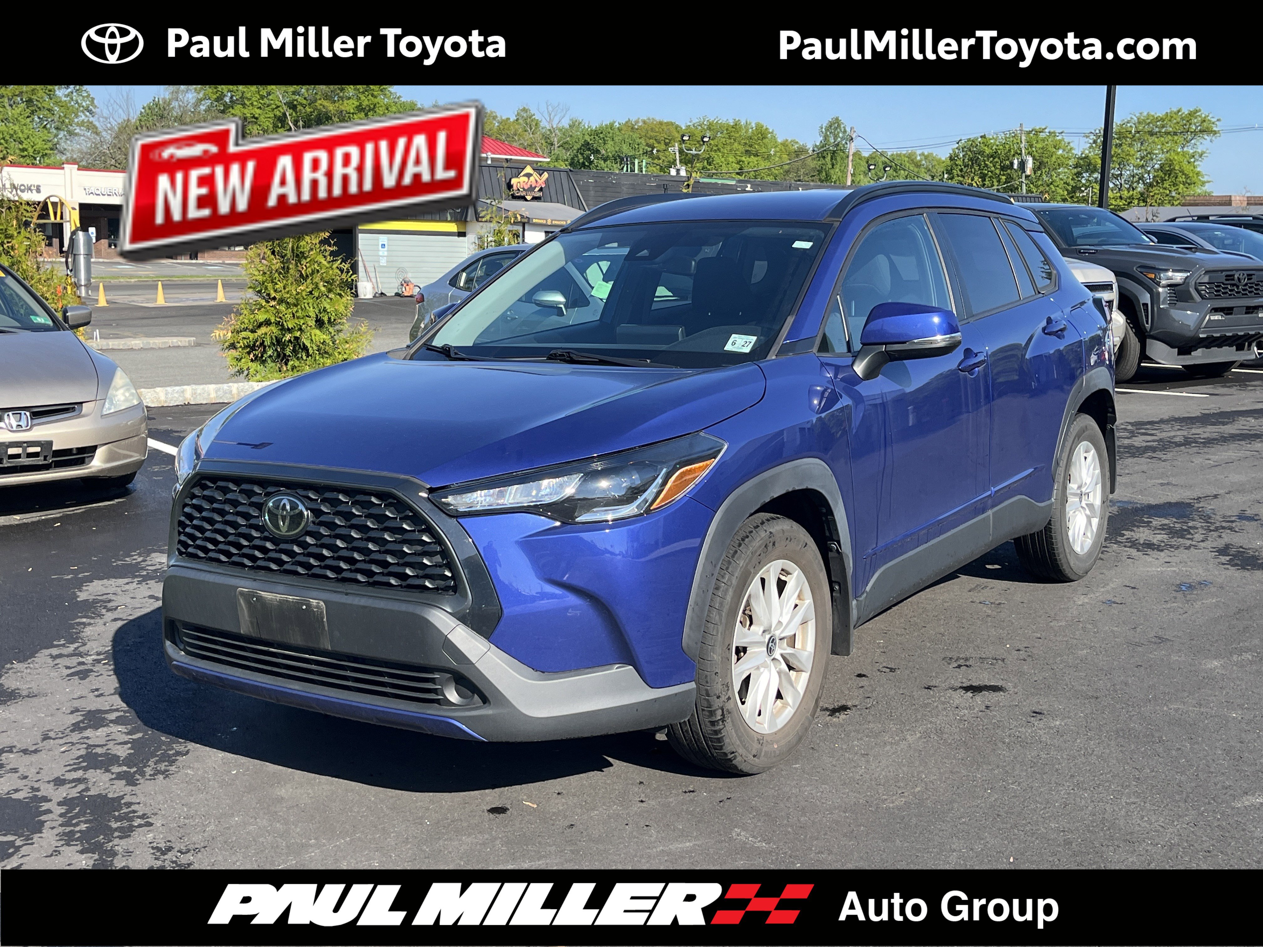 Used 2022 Toyota Corolla Cross LE AWD/4WD image 1