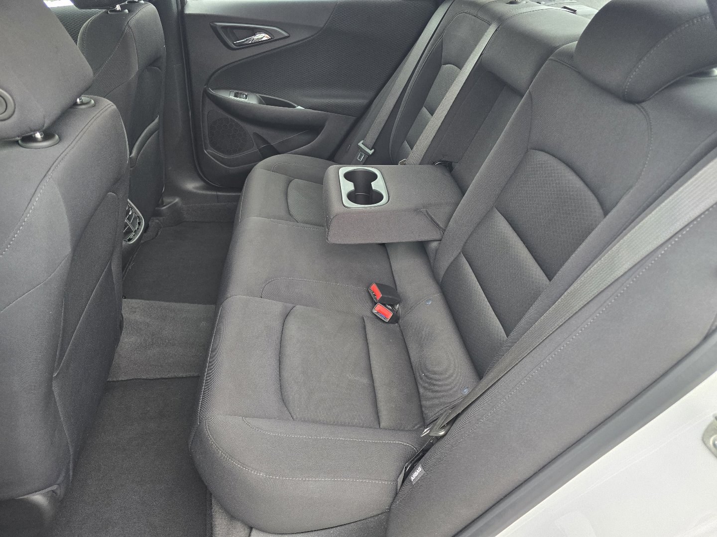 Used 2024 Chevrolet Malibu LT image 27