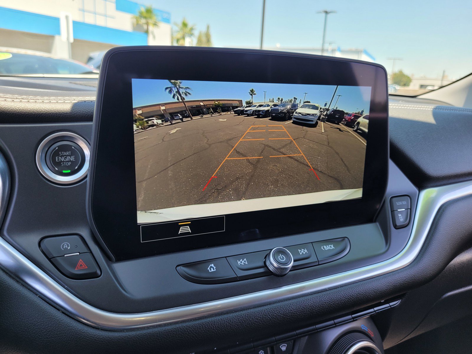 Used 2025 Chevrolet Blazer LT FWD image 17