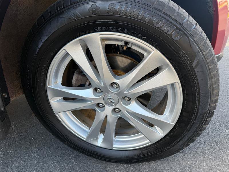 Used 2012 Hyundai Santa Fe Limited AWD/4WD image 34