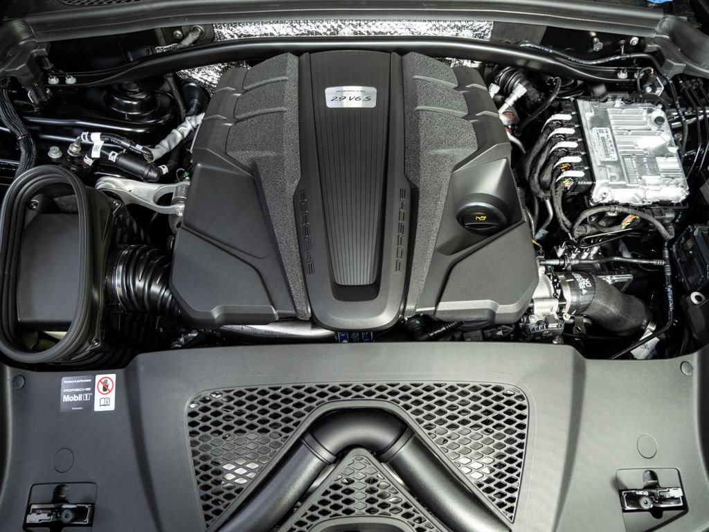 New 2026 Porsche Macan S image 35