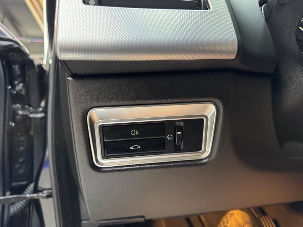Used 2013 Jaguar XF 3.0 AWD/4WD image 23