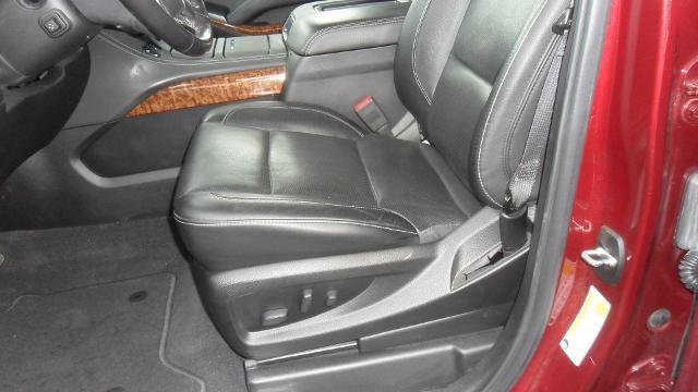 Used 2020 Chevrolet Tahoe Premier AWD/4WD image 21